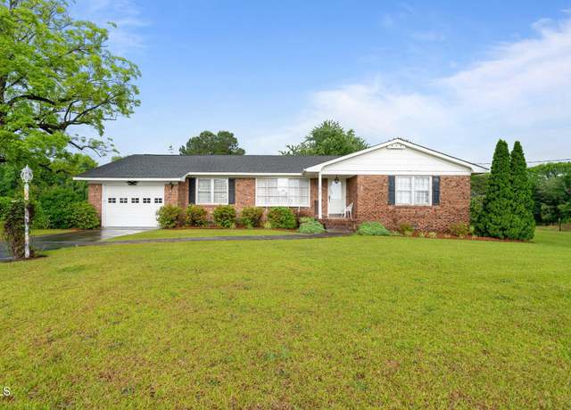 Property at 1517 Hodges Chapel Rd, Benson, NC 27504, 3 beds, 2.5 baths