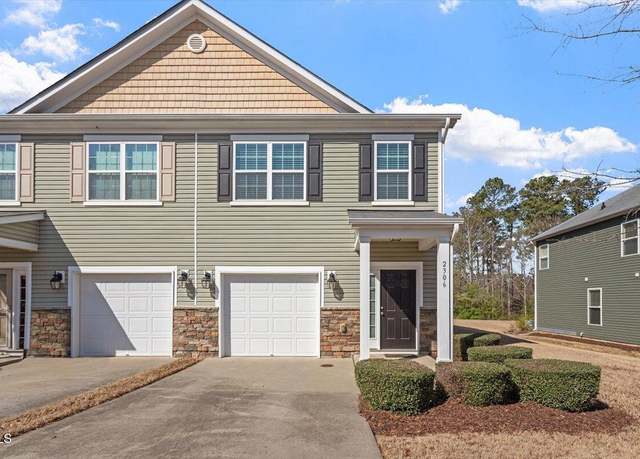 Property at 2306 Stoney Spring Dr, Raleigh, NC 27610, 2 beds, 2.5 baths