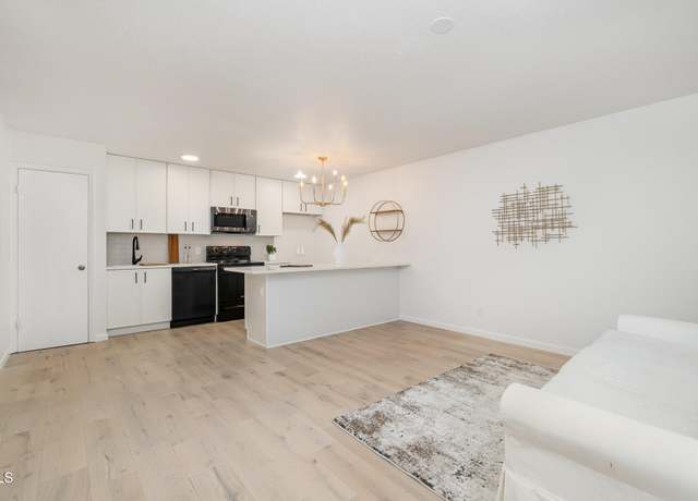 Property at 130 S Estes Dr Unit F6, Chapel Hill, NC 27514, 1 bed, 1 bath