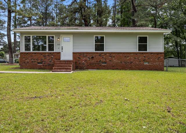 Property at 111 S Gaylee Lake Dr, Wendell, NC 27591, 3 beds, 1.5 baths
