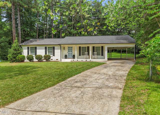 Property at 404 Troy Pl, Raleigh, NC 27609, 3 beds, 2 baths