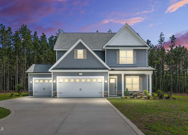 Property at 909 Rhum Dr, Fayetteville, NC 28311, 4 beds, 2.5 baths