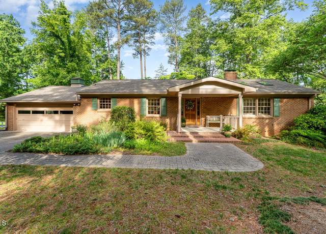 Property at 4017 Huckleberry Dr, Raleigh, NC 27612, 3 beds, 2.5 baths