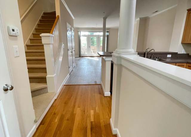 Property at 113 Conner Dv #106, Chapel Hill, NC 27514, 2 beds, 2.5 baths