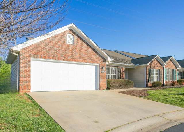 Property at 3424 Garden Rd, Burlington, NC 27215, 3 beds, 2 baths