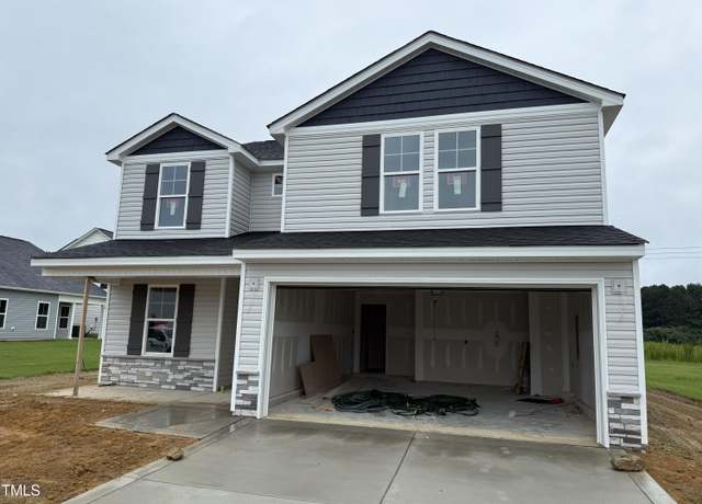 Property at 29 Chloe Ct, Selma, NC 27576, 4 beds, 2.5 baths