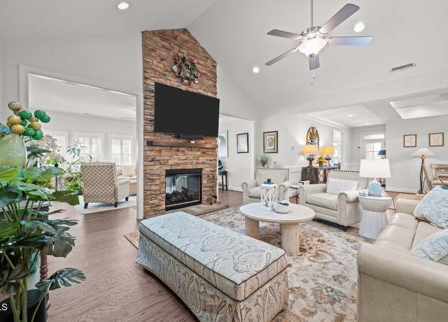 Property at 310 Macallan, Burlington, NC 27215, 3 beds, 2 baths