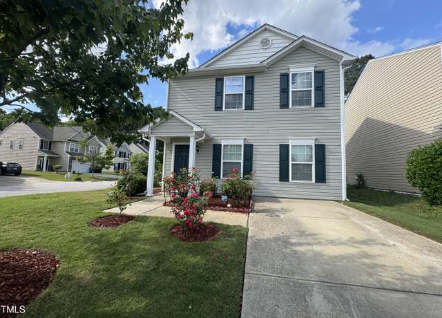 Property at 2612 Beagle Landing Dr, Raleigh, NC 27610, 3 beds, 2.5 baths