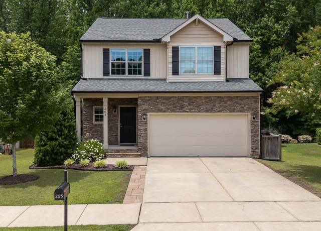 Property at 205 Willow Weald Ct, Fuquay Varina, NC 27526, 3 beds, 2.5 baths