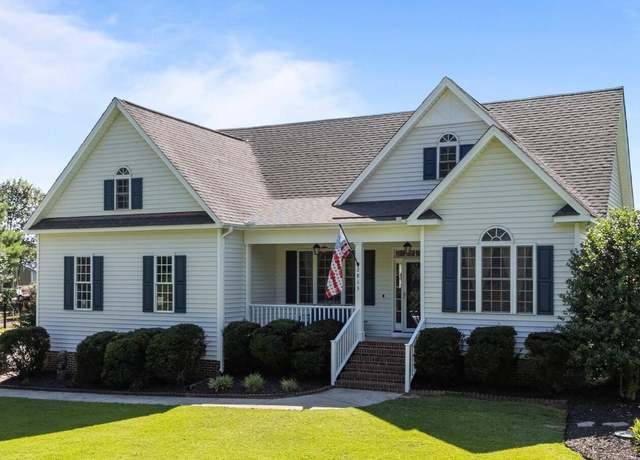 Property at 2813 Greenridge View Ln, Zebulon, NC 27597, 3 beds, 2 baths
