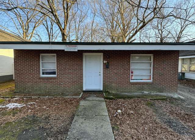 Property at 1303 Downing St SW, Wilson, NC 27893, 2 beds, 1 bath