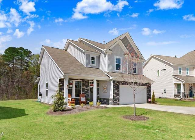 Property at 825 Golden Plum Ln, Zebulon, NC 27597, 4 beds, 2.5 baths