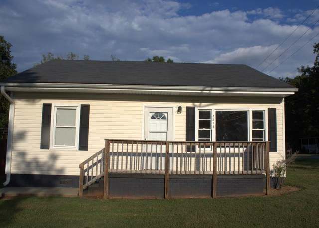 Property at 1214 Queen Ann, Burlington, NC 27217, 2 beds, 1 bath