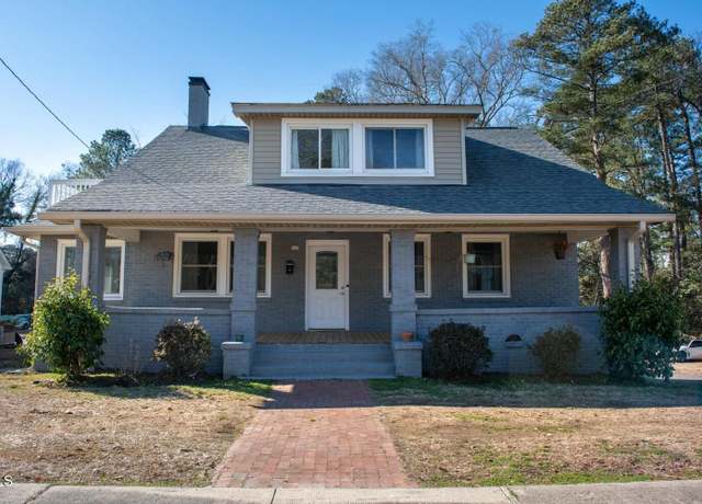 Property at 507 Hawkins Ave, Sanford, NC 27330, 5 beds, 3 baths