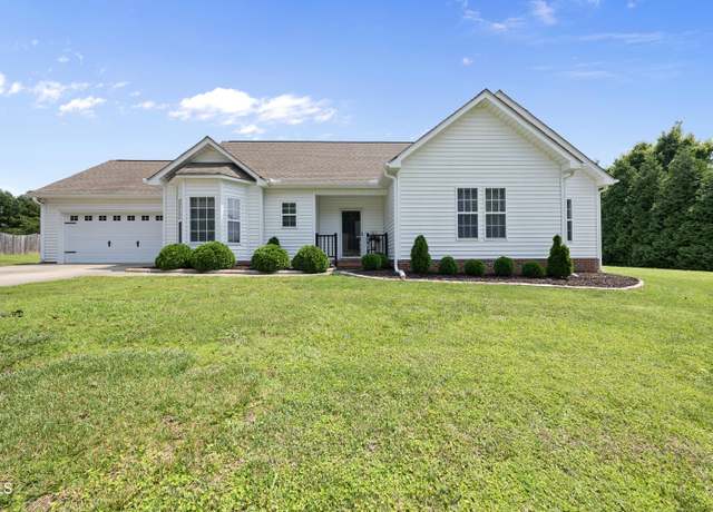 Property at 3705 Highland Creek Dr, Apex, NC 27539, 3 beds, 2 baths