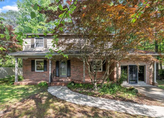 Property at 1115 Chestnut Dr, Smithfield, NC 27577, 4 beds, 3 baths