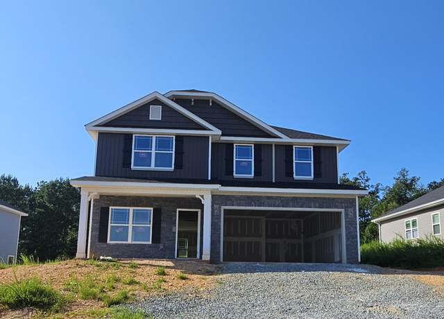 Property at 41 Decatur Dr, Fuquay Varina, NC 27526, 6 beds, 3.5 baths