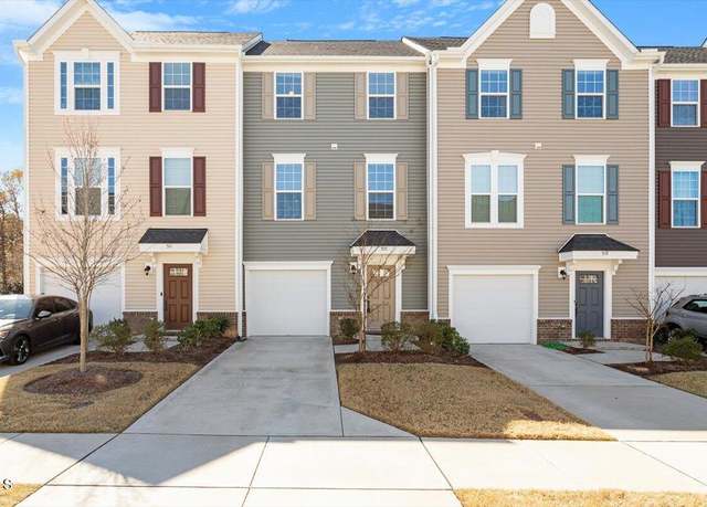 Property at 515 Autumn Cure Ct, Fuquay Varina, NC 27526, 3 beds, 2.5 baths