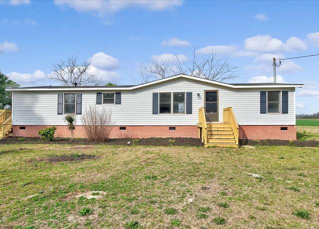 Property at 10942 Simms Rd, Bailey, NC 27807, 3 beds, 2 baths