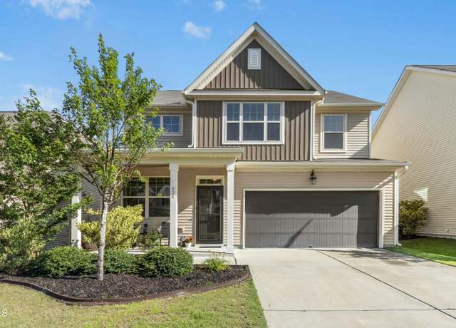 Property at 634 Stapleford Ln, Fuquay Varina, NC 27526, 4 beds, 3 baths