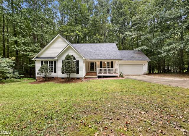 Property at 105 Redbay Ln, Clayton, NC 27527, 3 beds, 2 baths