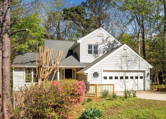 Property at 124 Ripley Ct, Cary, NC 27513, 3 beds, 2.5 baths