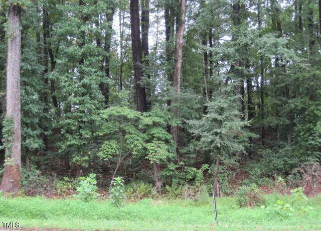 Property at 214 Shawnee Dr, Louisburg, NC 27549