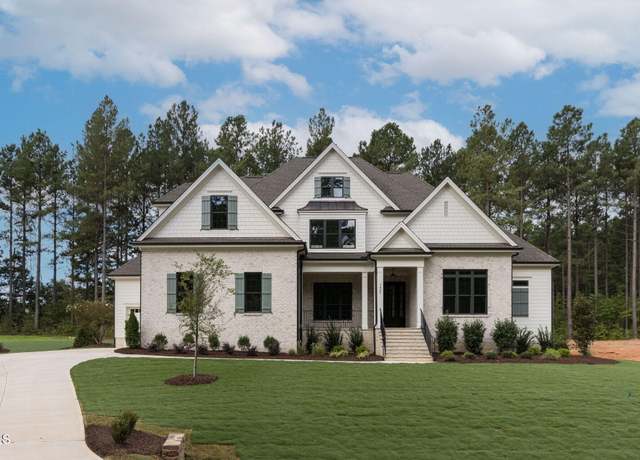 Property at 25 Alex Farm Ct, Zebulon, NC 27597, 4 beds, 4.5 baths