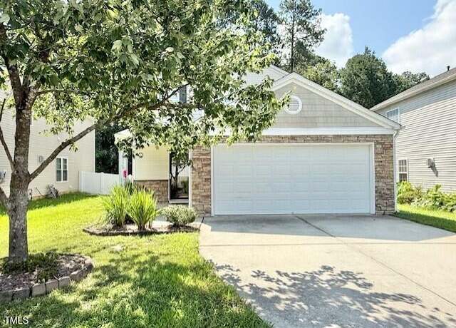 Property at 2811 Skybrook Ln, Durham, NC 27703, 3 beds, 2.5 baths