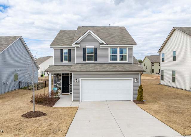 Property at 512 Oak Holly Ln, Zebulon, NC 27597, 3 beds, 2.5 baths
