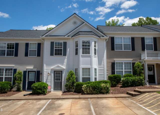 Property at 5209 Echo Ridge Rd, Raleigh, NC 27612, 3 beds, 2.5 baths