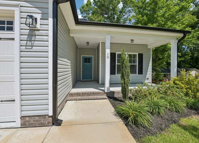 Property at 15 Nottingham Pl, Smithfield, NC 27577, 3 beds, 2 baths