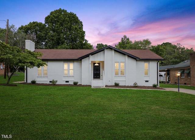 Property at 1709 Hawthorne Lane Ln, Burlington, NC 27215, 4 beds, 2 baths