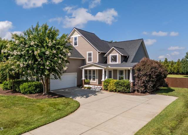 Property at 72 Joseph Alexander Dr, Fuquay Varina, NC 27526, 3 beds, 2.5 baths