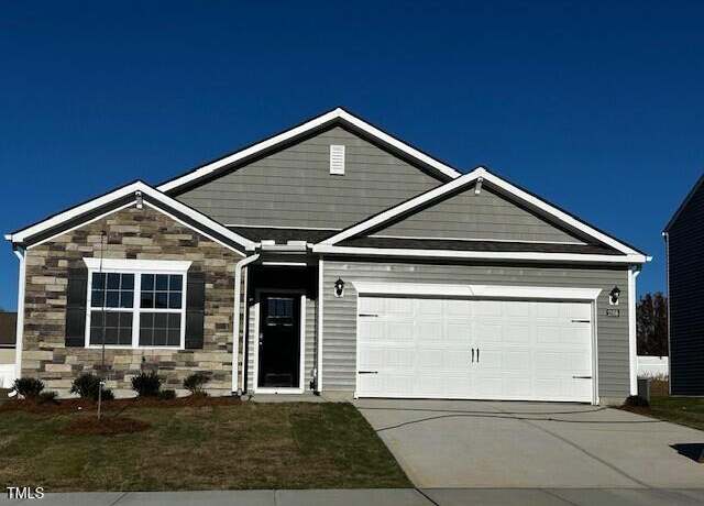 Property at 2506 Westwood Ave W, Wilson, NC 27893, 4 beds, 2 baths