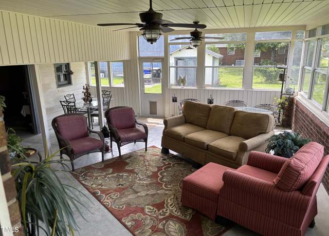 Property at 405 Taylor Dr, Rocky Mount, NC 27803, 3 beds, 2 baths
