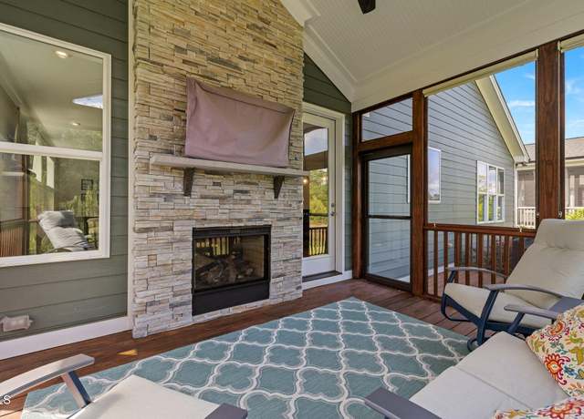 Property at 192 Logbridge Rd, Chapel Hill, NC 27516, 5 beds, 3 baths