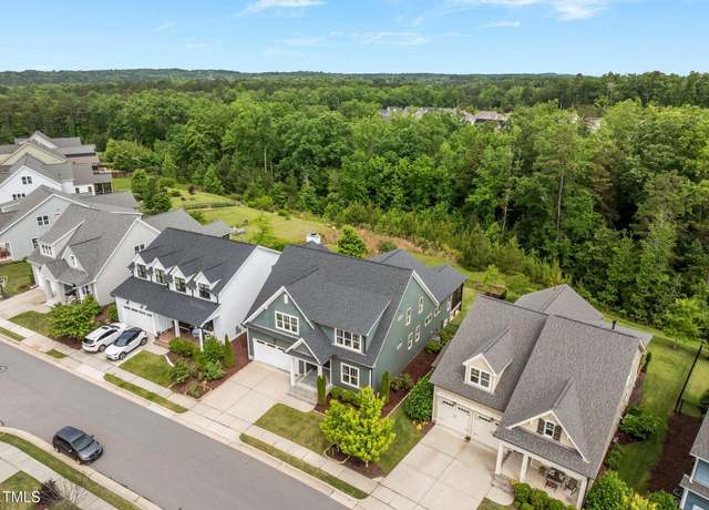 Property at 192 Logbridge Rd, Chapel Hill, NC 27516, 5 beds, 3 baths
