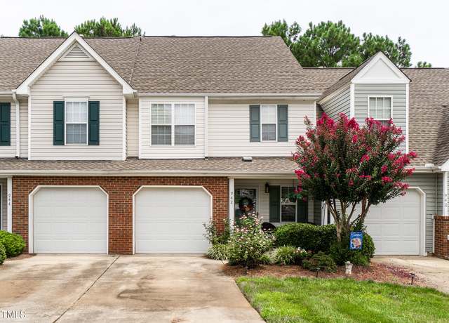 Property at 942 Pensford Dr, Whitsett, NC 27377, 2 beds, 2.5 baths