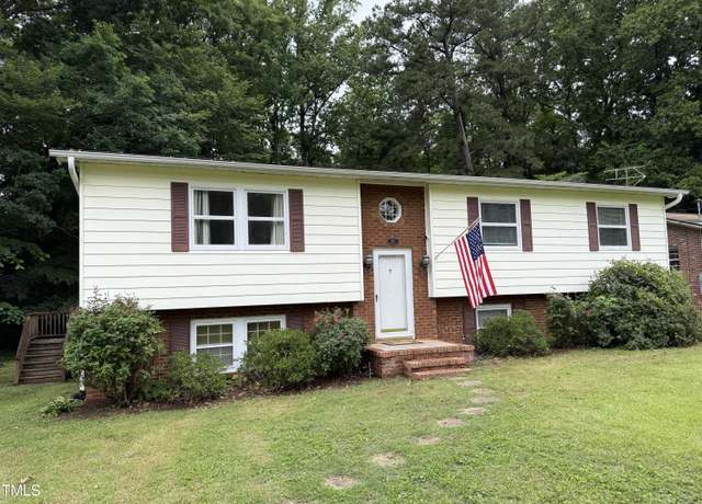 Property at 210 Crest Rd, Henderson, NC 27536, 3 beds, 2 baths