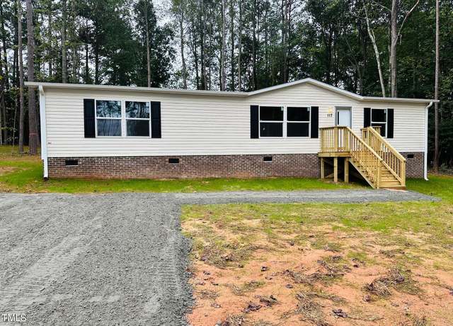 Property at 117 Little John Ct, Warrenton, NC 27589, 3 beds, 2 baths