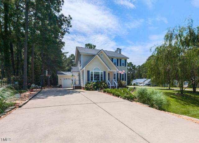 Property at 1813 Middle Ridge Dr, Willow Springs, NC 27592, 3 beds, 3.5 baths