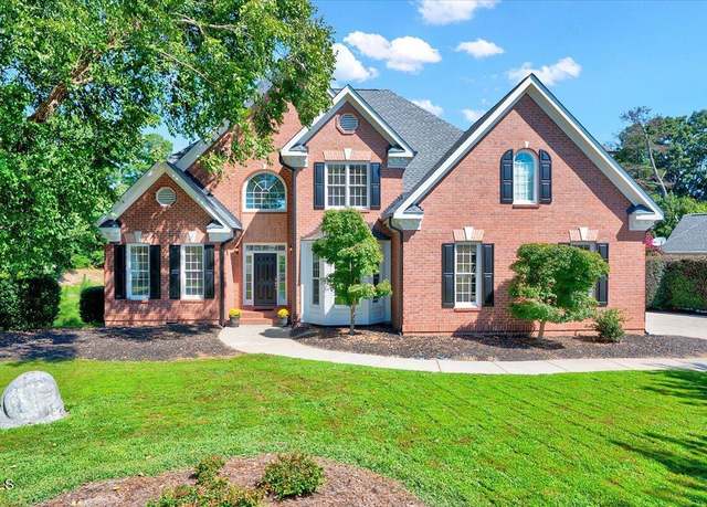 Property at 5401 Greensflag Ln, Fuquay Varina, NC 27526, 3 beds, 3.5 baths