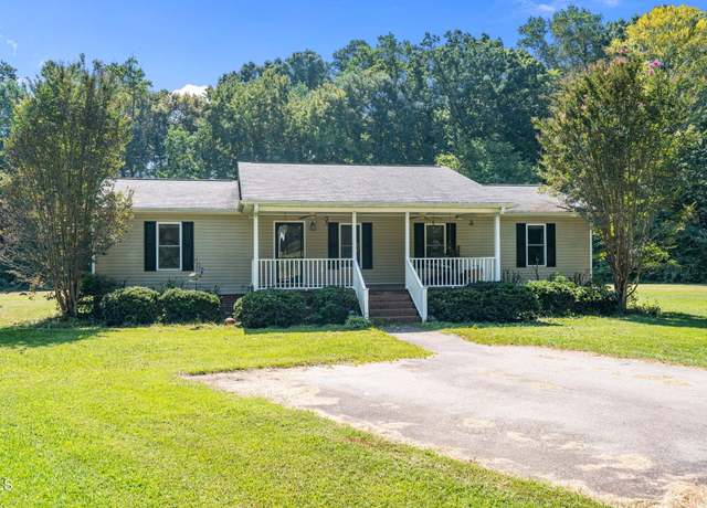 Property at 319 S Currie Dr, Sanford, NC 27330, 3 beds, 4 baths