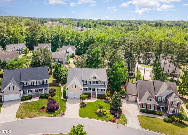 Property at 1952 Combine Cir, Apex, NC 27502, 4 beds, 4.5 baths