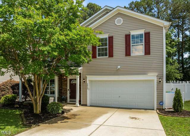 Property at 2012 Sterling Hill Dr, Fuquay Varina, NC 27526, 4 beds, 2.5 baths