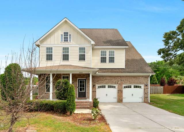 Property at 2808 Sand Trap Ln, Hope Mills, NC 28348, 4 beds, 3.5 baths