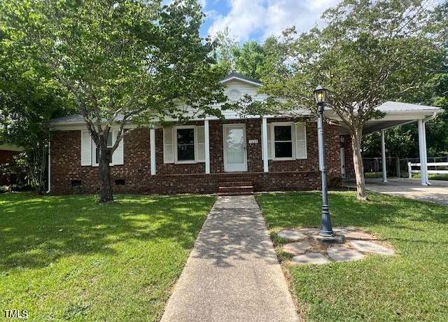 Property at 727 Queens Ave, Dunn, NC 28334, 3 beds, 1.5 baths