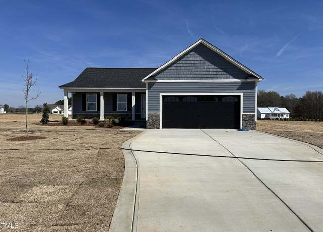 Property at 31 Silver Ct, Smithfield, NC 27577, 3 beds, 2 baths