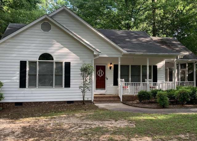 Property at 352 Riverstone Dr, Clayton, NC 27527, 3 beds, 2 baths